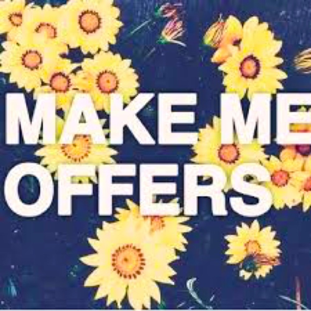 🌻 ✨All reasonable offers accepted ✨🌻